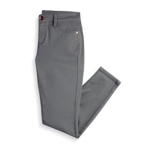 NWT Tinsel Skinny Jean